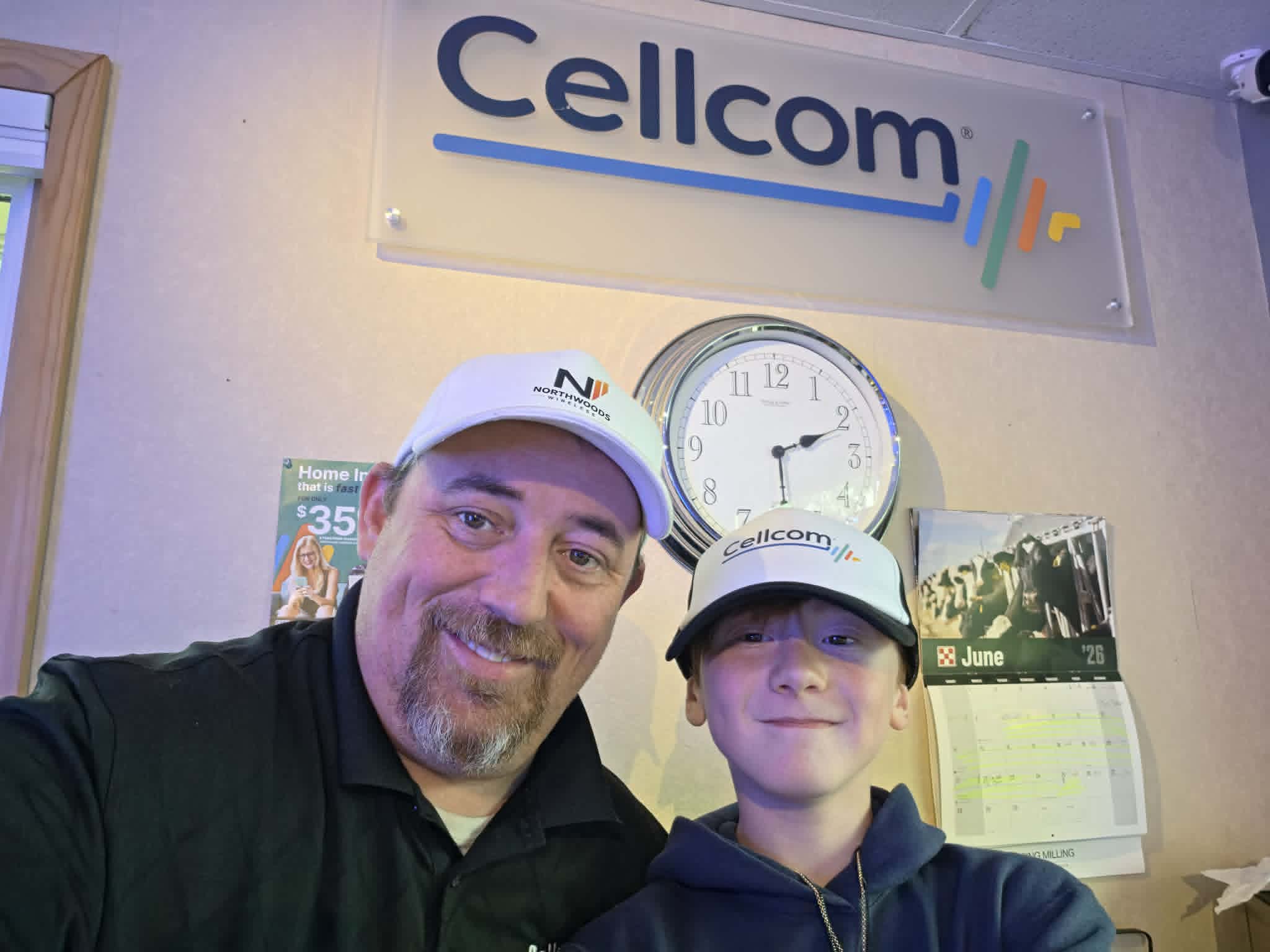 scott-jameson-northwoods-wireless-cellcom-dealer-suring-wi JS Tech Corner logo, powered by NorthWoods Wireless, Northeast Wisconsin